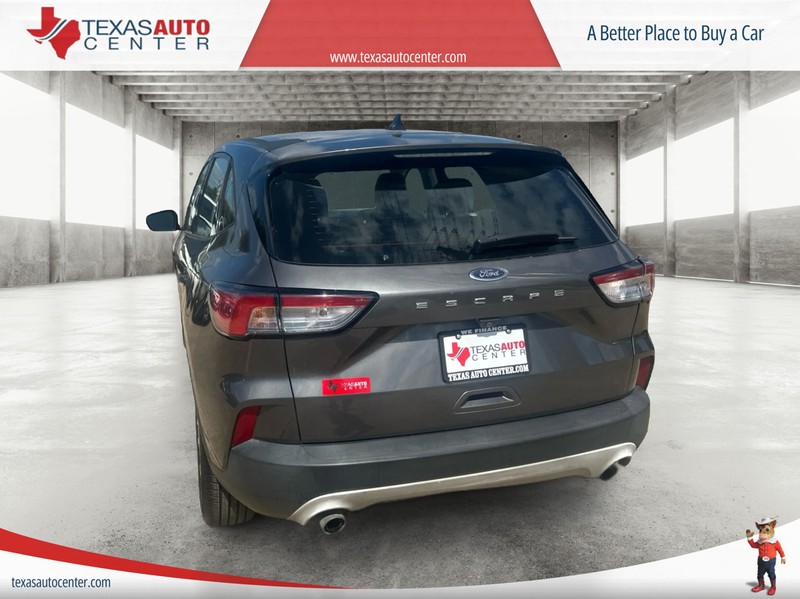 Ford Escape Vehicle Full-screen Gallery Image 8