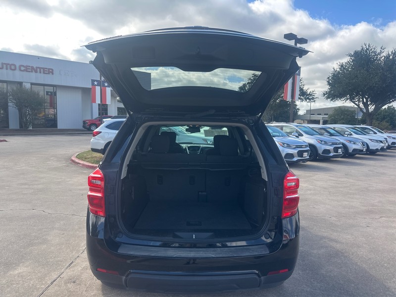 Chevrolet Equinox Vehicle Full-screen Gallery Image 11