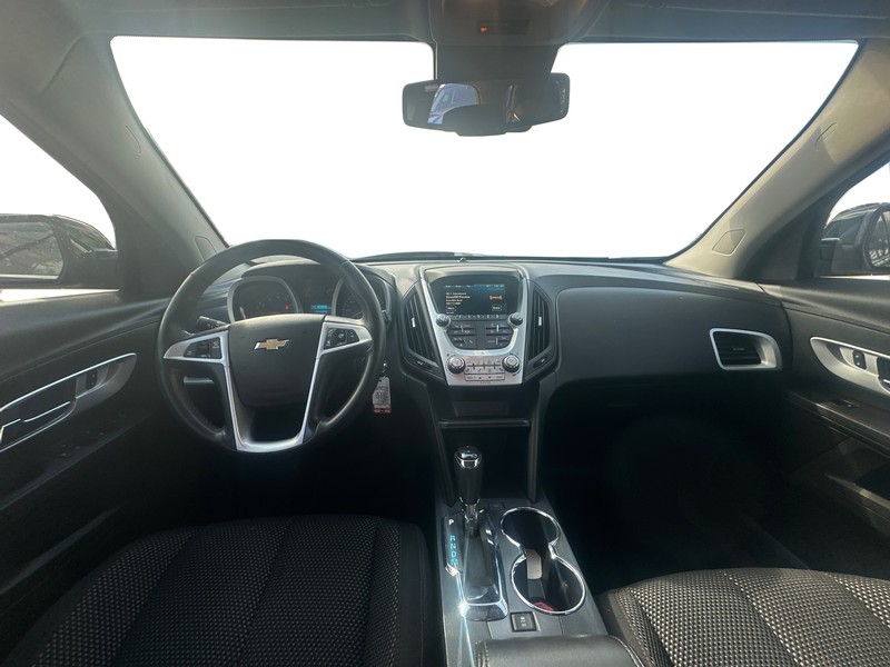 Chevrolet Equinox Vehicle Full-screen Gallery Image 15