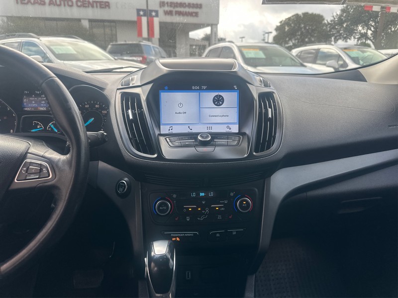 Ford Escape Vehicle Full-screen Gallery Image 12