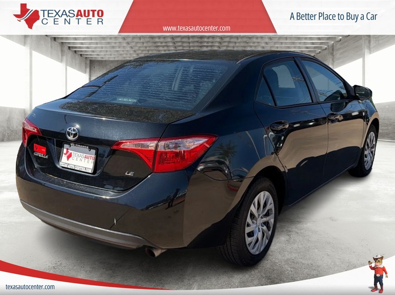 Toyota Corolla Vehicle Full-screen Gallery Image 7