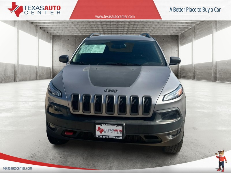 Jeep Cherokee Vehicle Full-screen Gallery Image 3