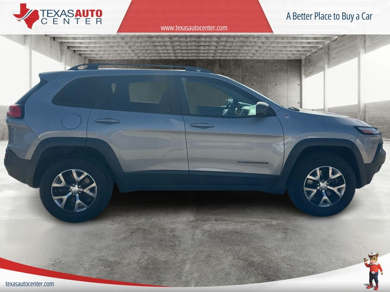 Jeep Cherokee Vehicle Full-screen Gallery Image 4