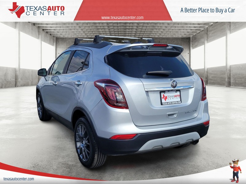 Buick Encore Vehicle Full-screen Gallery Image 8