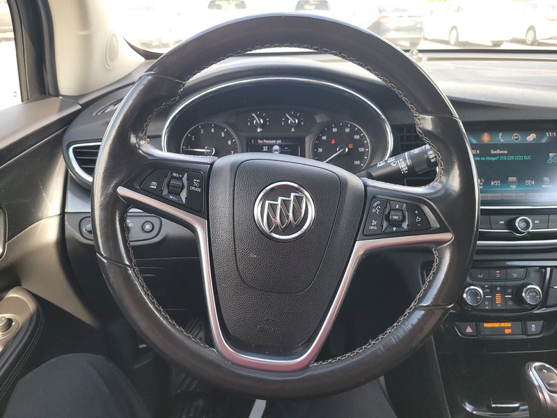 Buick Encore Vehicle Full-screen Gallery Image 14