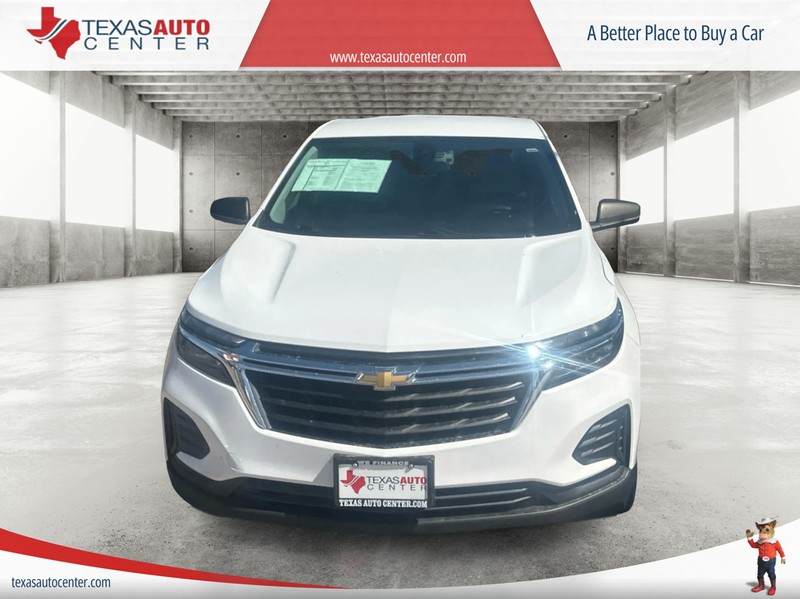Chevrolet Equinox Vehicle Full-screen Gallery Image 3