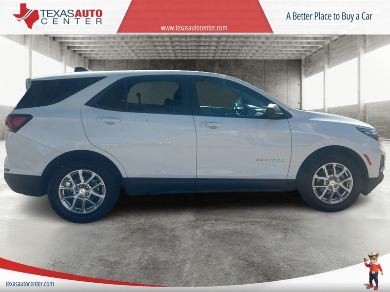 Chevrolet Equinox Vehicle Full-screen Gallery Image 4