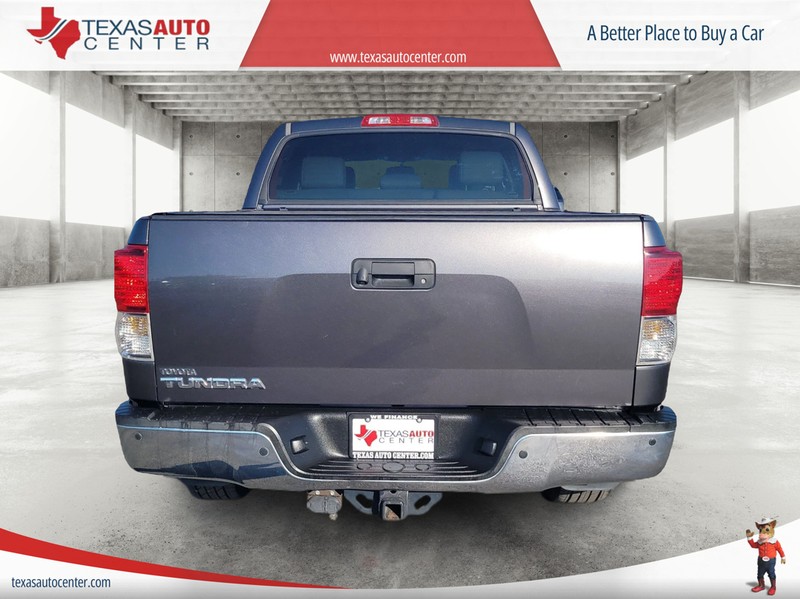 Toyota Tundra 2WD Truck Vehicle Full-screen Gallery Image 6