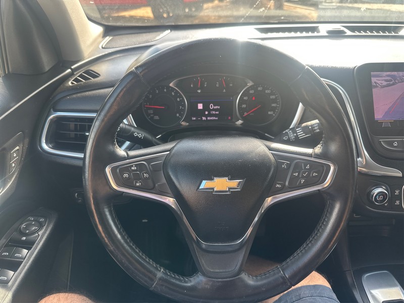 Chevrolet Equinox Vehicle Full-screen Gallery Image 14
