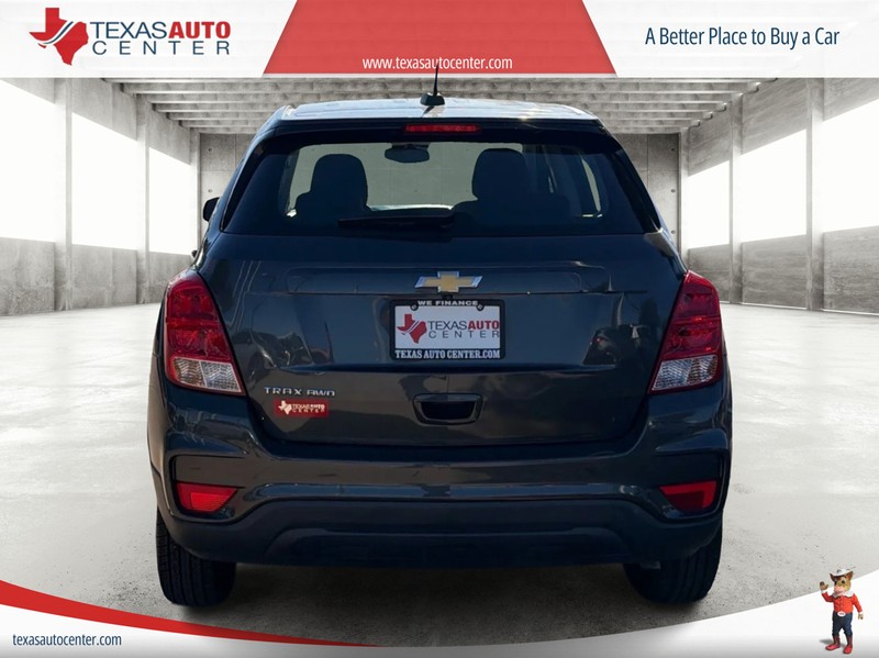 Chevrolet Trax Vehicle Full-screen Gallery Image 6