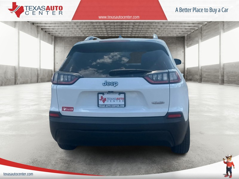 Jeep Cherokee Vehicle Full-screen Gallery Image 6