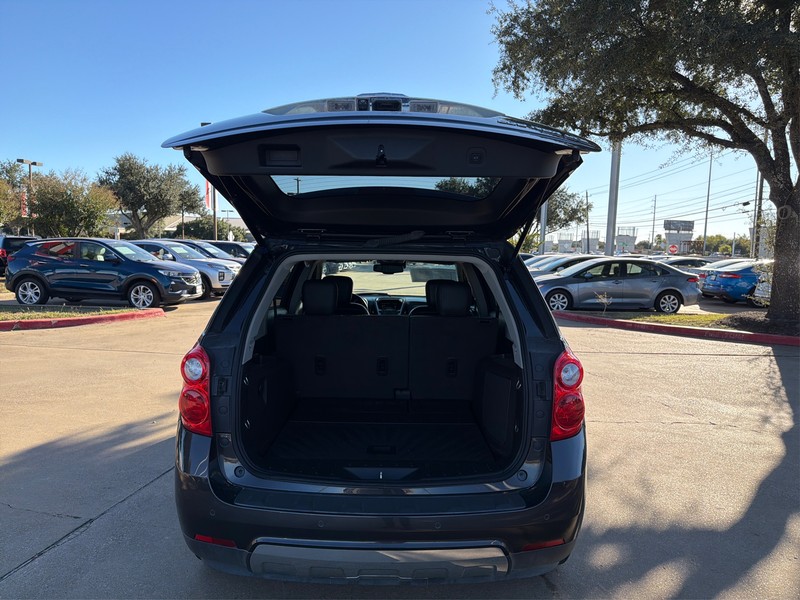 Chevrolet Equinox Vehicle Full-screen Gallery Image 11