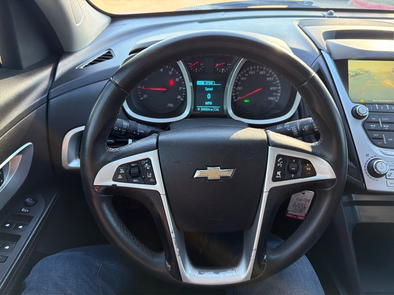 Chevrolet Equinox Vehicle Full-screen Gallery Image 14