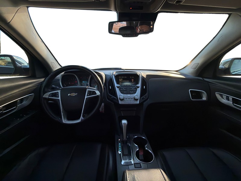 Chevrolet Equinox Vehicle Full-screen Gallery Image 15