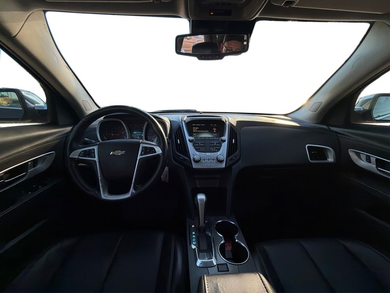 Chevrolet Equinox Vehicle Full-screen Gallery Image 16