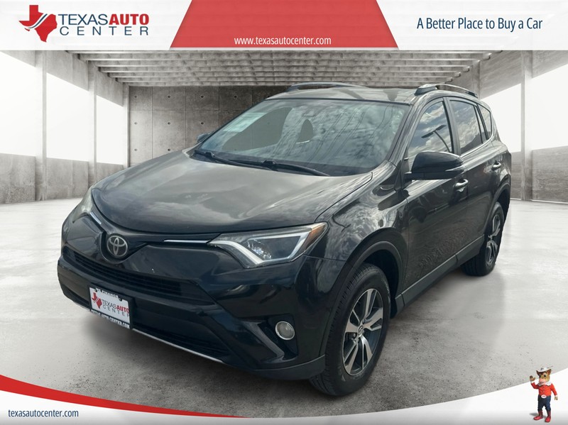 Toyota RAV4 Vehicle Full-screen Gallery Image 2