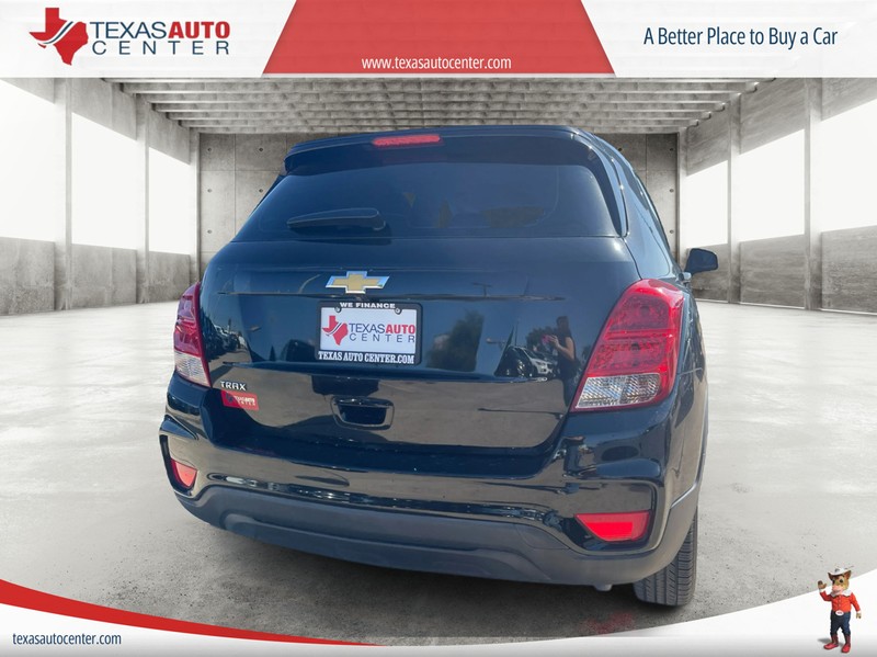 Chevrolet Trax Vehicle Full-screen Gallery Image 5