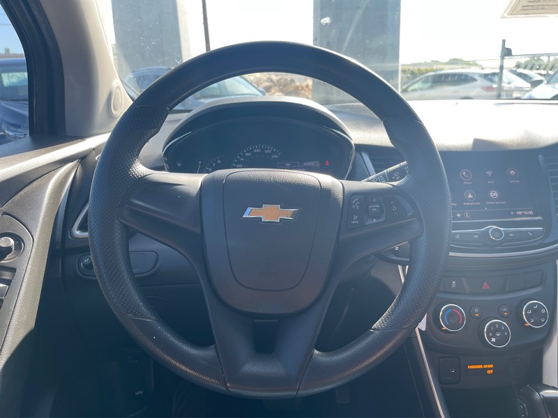 Chevrolet Trax Vehicle Full-screen Gallery Image 13