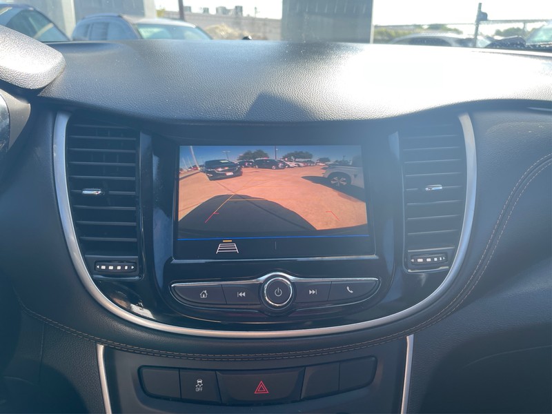 Chevrolet Trax Vehicle Full-screen Gallery Image 16