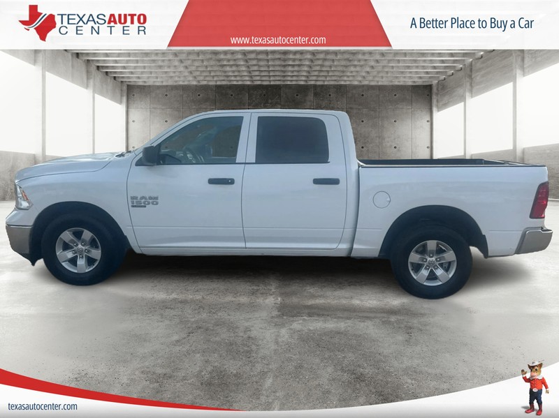 Ram 1500 Classic Vehicle Full-screen Gallery Image 5