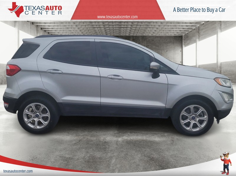 Ford EcoSport Vehicle Full-screen Gallery Image 4