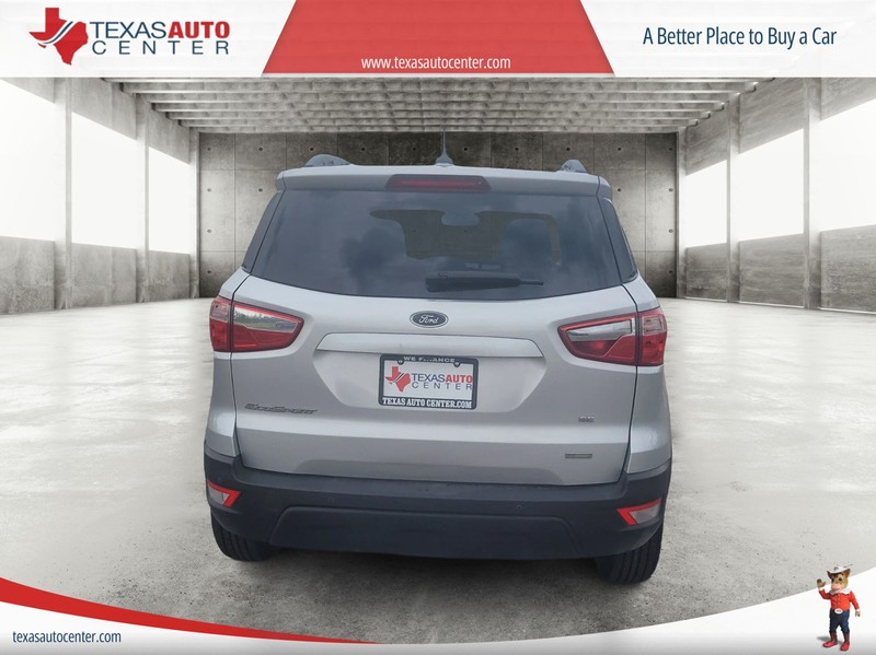 Ford EcoSport Vehicle Full-screen Gallery Image 6