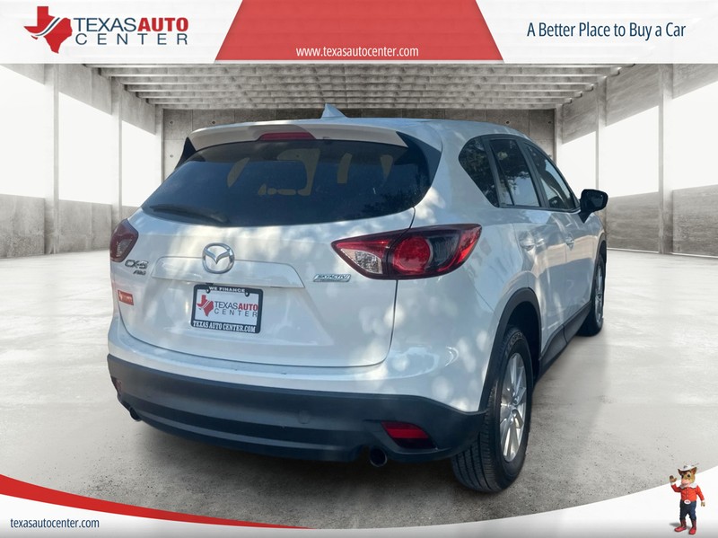 Mazda CX-5 Vehicle Full-screen Gallery Image 7