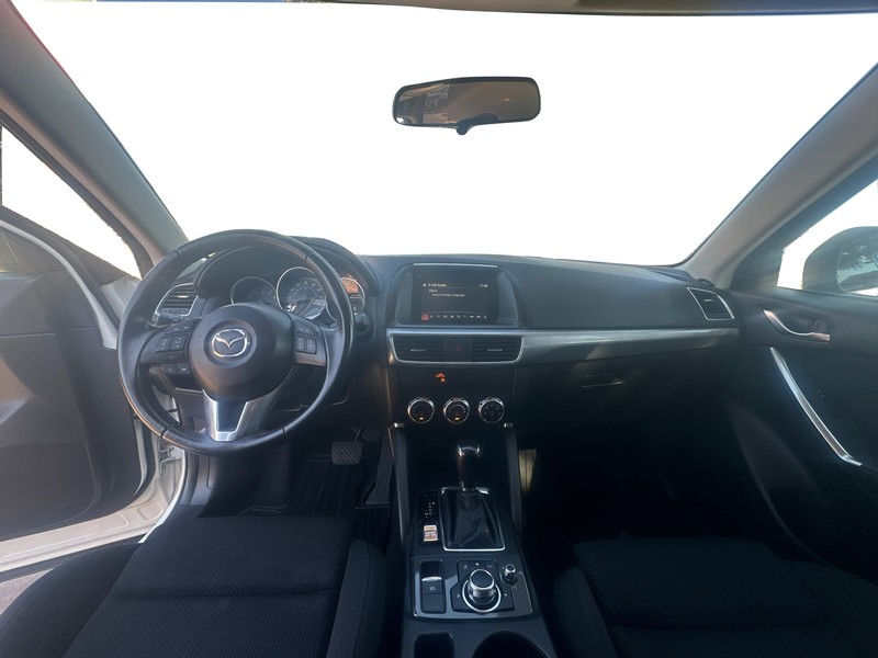 Mazda CX-5 Vehicle Full-screen Gallery Image 14