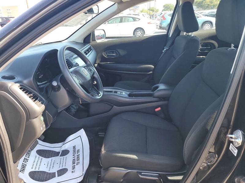 Honda HR-V Vehicle Full-screen Gallery Image 08