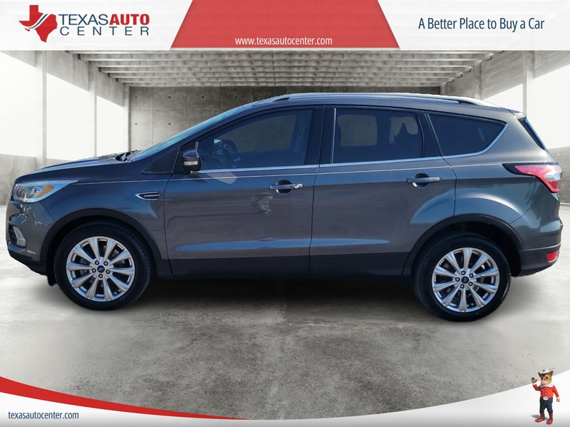 Ford Escape Vehicle Full-screen Gallery Image 5