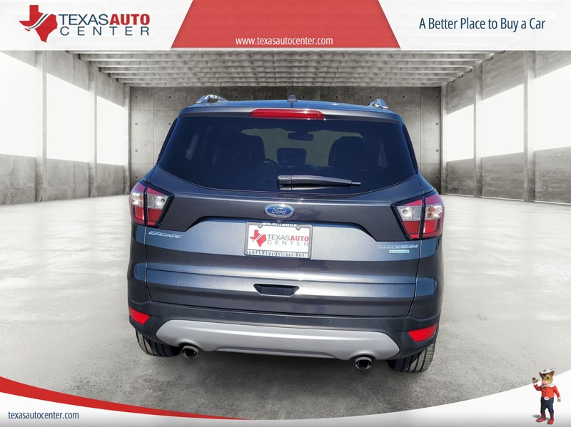 Ford Escape Vehicle Full-screen Gallery Image 6