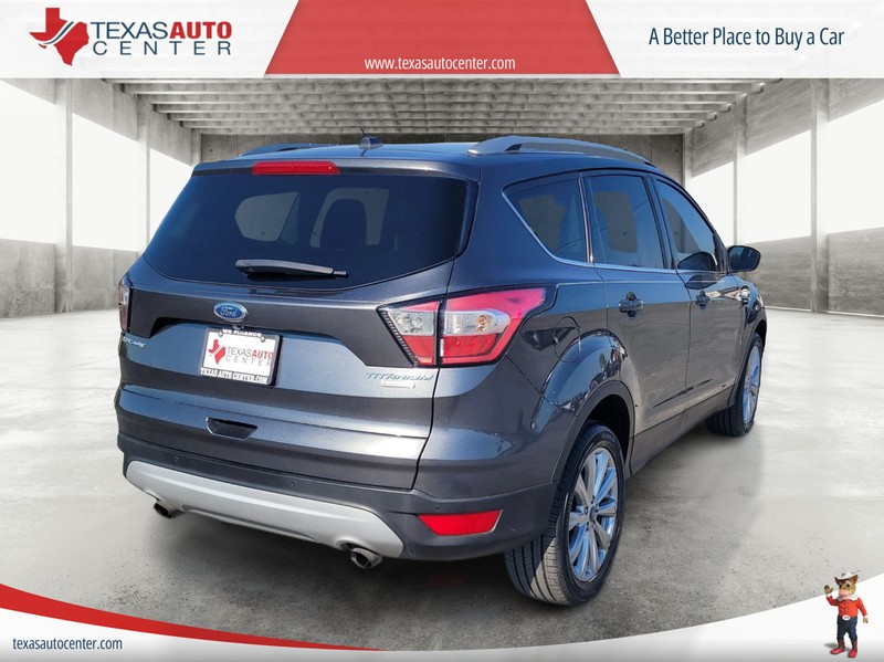 Ford Escape Vehicle Full-screen Gallery Image 7