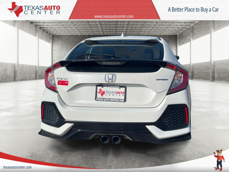 Honda Civic Hatchback Vehicle Full-screen Gallery Image 5