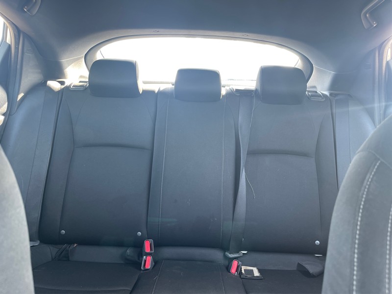 Honda Civic Hatchback Vehicle Full-screen Gallery Image 12