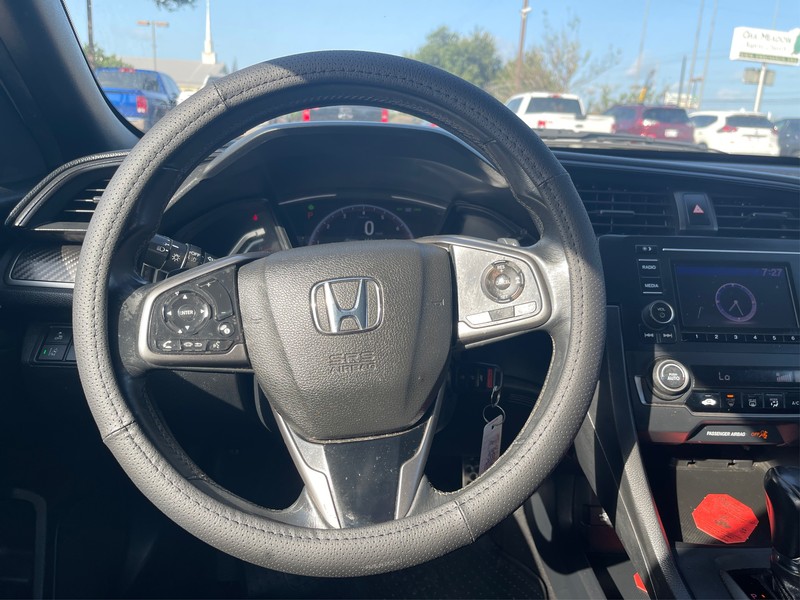 Honda Civic Hatchback Vehicle Full-screen Gallery Image 13