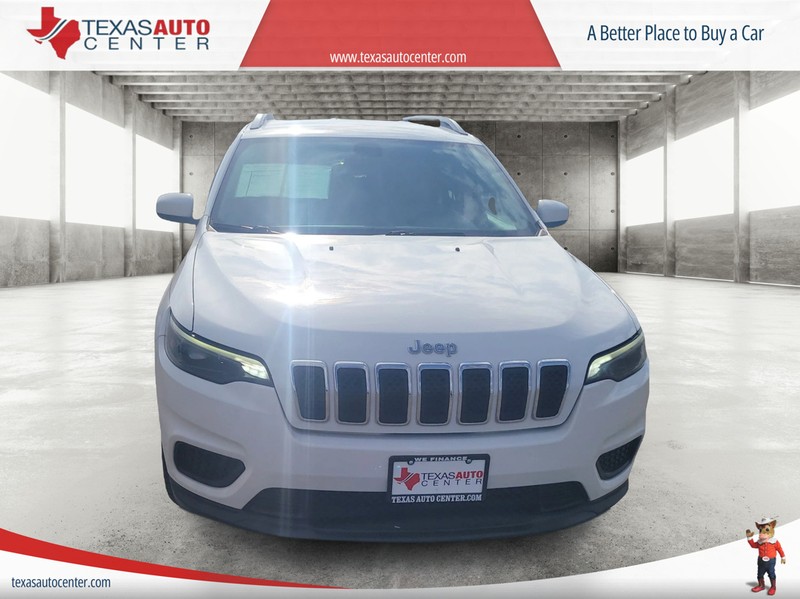 Jeep Cherokee Vehicle Full-screen Gallery Image 3