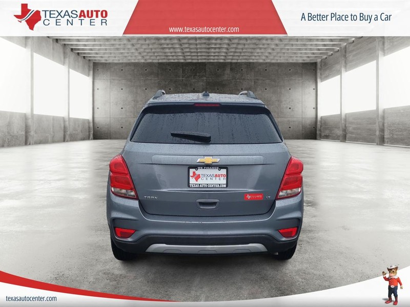 Chevrolet Trax Vehicle Full-screen Gallery Image 6