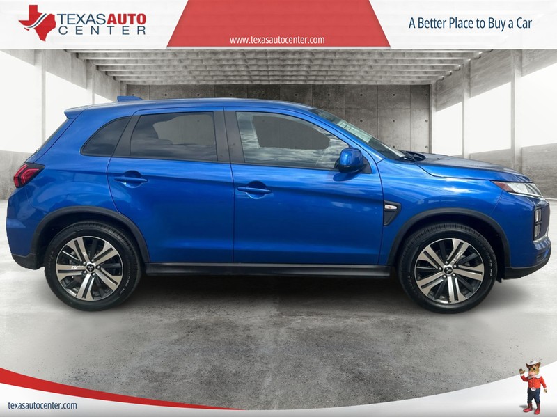 Mitsubishi Outlander Sport Vehicle Full-screen Gallery Image 04
