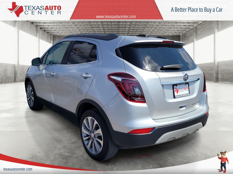 Buick Encore Vehicle Full-screen Gallery Image 8