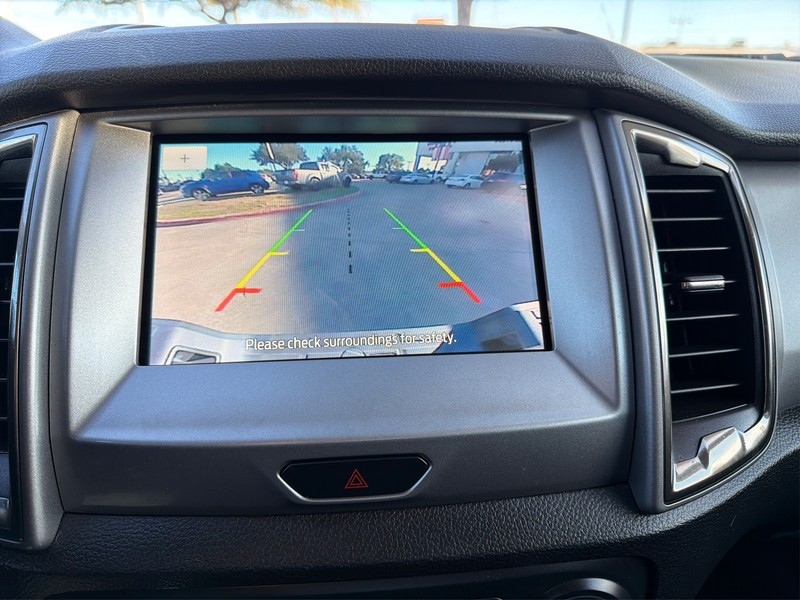 Ford Ranger Vehicle Full-screen Gallery Image 17