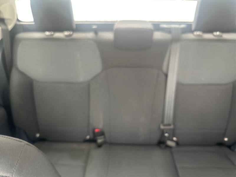 Ford Maverick Vehicle Full-screen Gallery Image 13