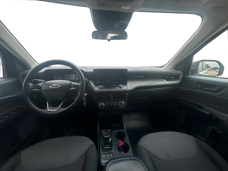 Ford Maverick Vehicle Full-screen Gallery Image 15