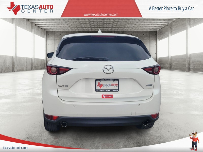 Mazda CX-5 Vehicle Full-screen Gallery Image 7