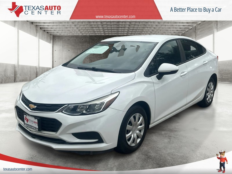 Chevrolet Cruze Vehicle Full-screen Gallery Image 2
