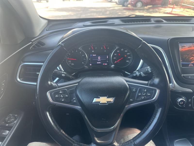 Chevrolet Equinox Vehicle Full-screen Gallery Image 14