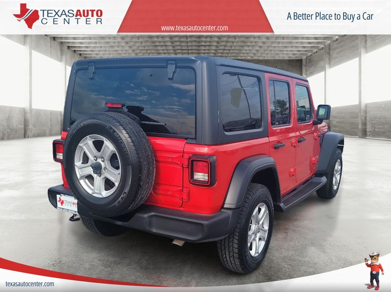 Jeep Wrangler Unlimited Vehicle Full-screen Gallery Image 07