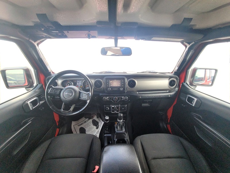 Jeep Wrangler Unlimited Vehicle Full-screen Gallery Image 15