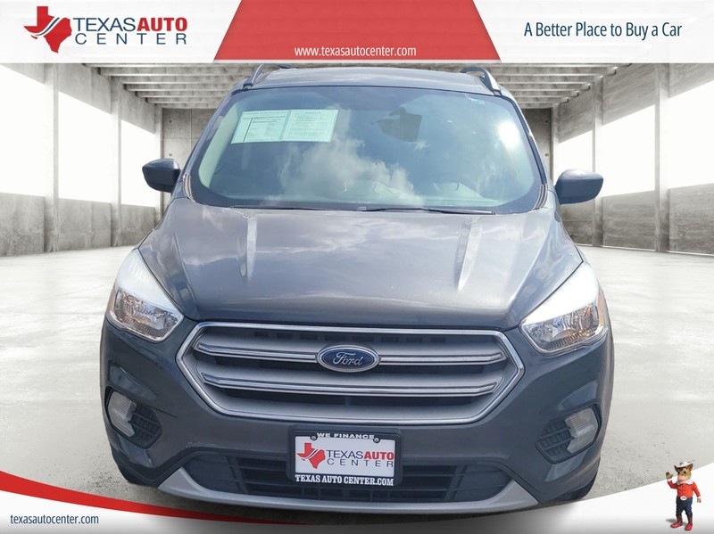 Ford Escape Vehicle Full-screen Gallery Image 03