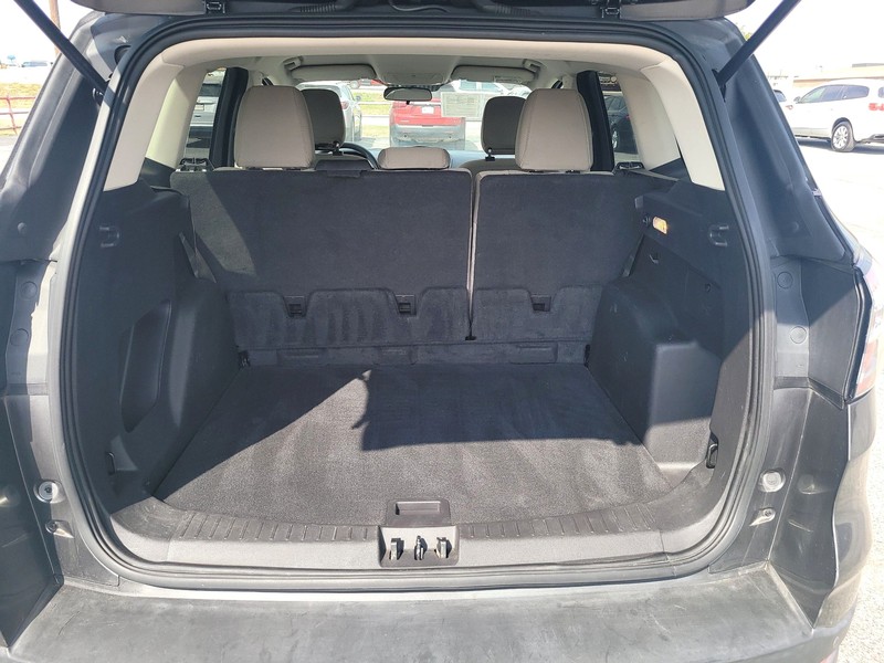 Ford Escape Vehicle Full-screen Gallery Image 11