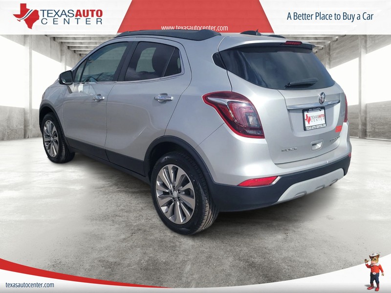 Buick Encore Vehicle Full-screen Gallery Image 05